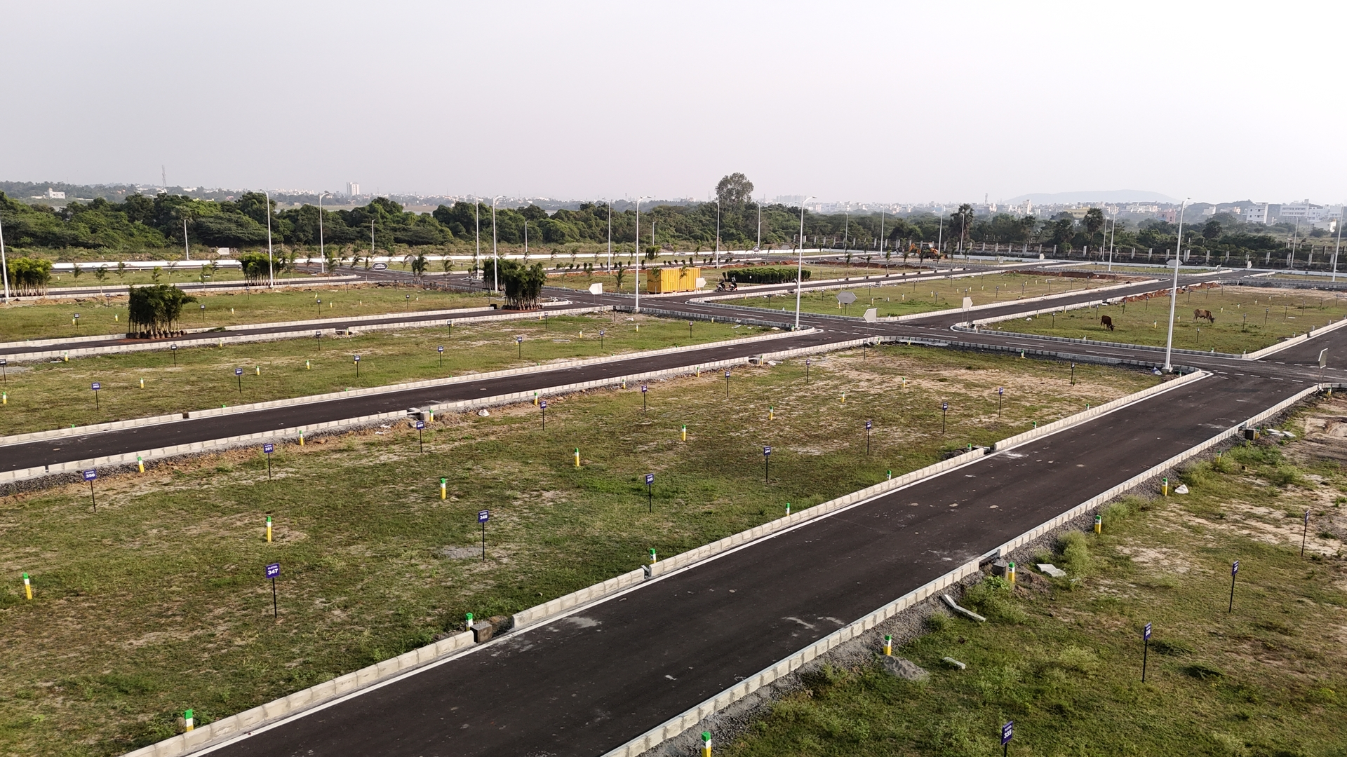 plots near kelambakkam vandalur road